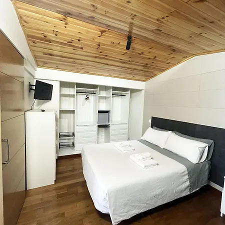 Casa Ines Terraza Feriehus *